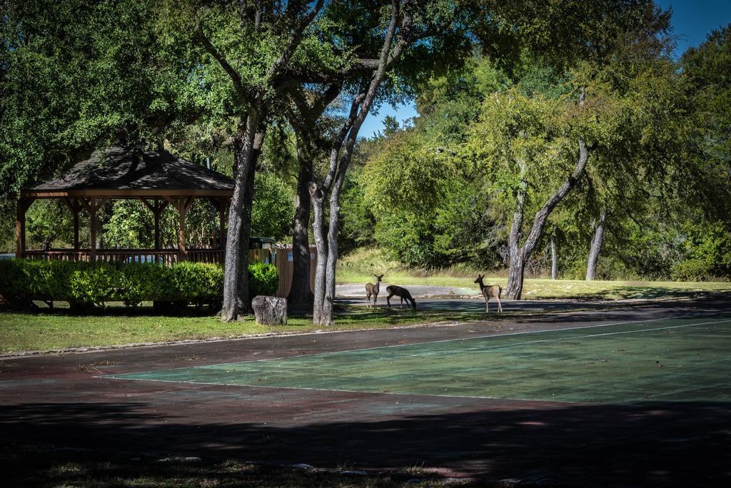 Cypress Fairway Village Wimberley Dış mekan fotoğraf